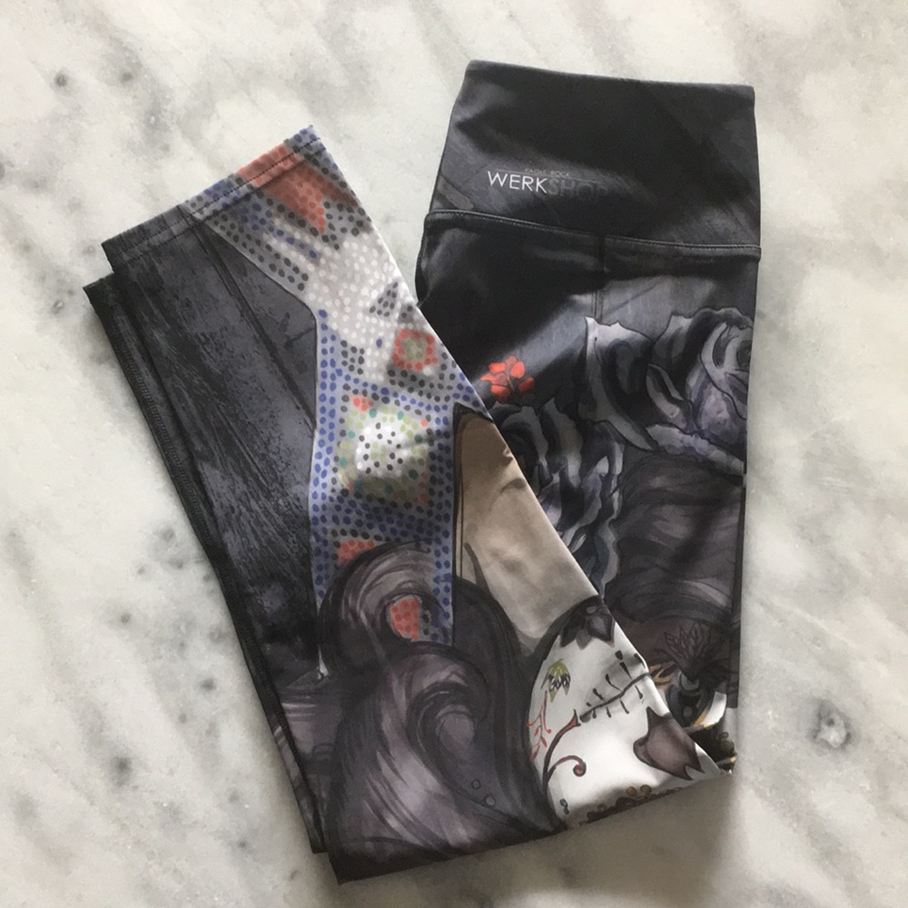 Eagle Rock WERKSHOP Capri leggings size M